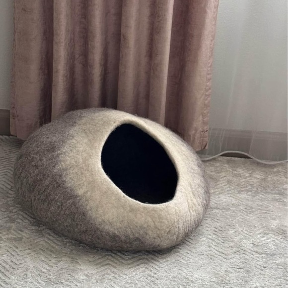 Natural wool cat/dog cave - Picture 4 of 4